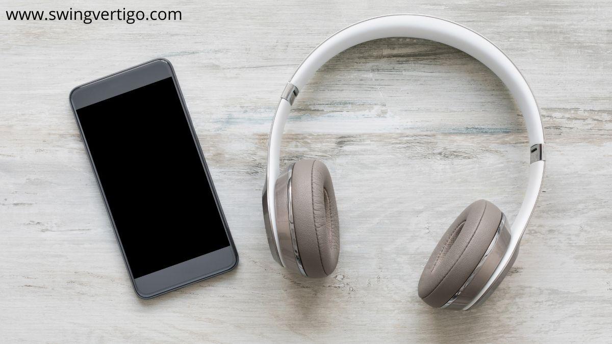 7 Reasons Why Do My Headphones Keep Pausing [Solved!] Sound & Solitude